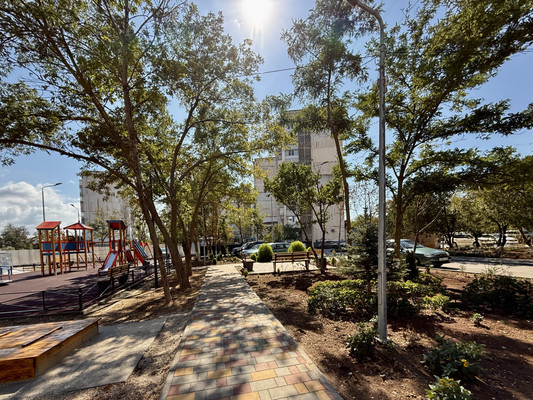 Продам трехкомнатную (3-комн.) квартиру, Набережная ул, 7, Саки г