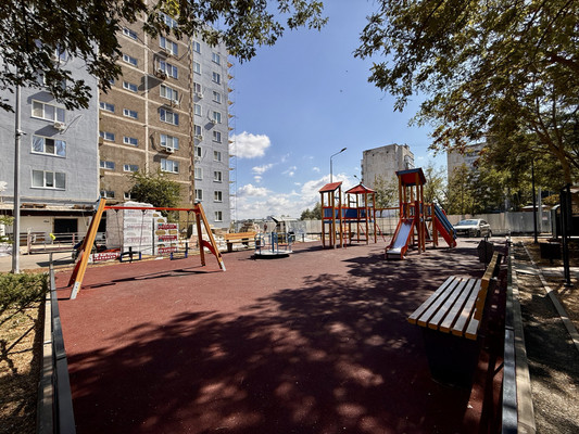 Продам трехкомнатную (3-комн.) квартиру, Набережная ул, 7, Саки г