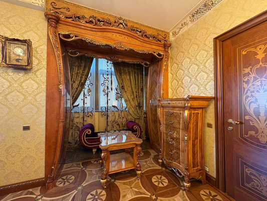 Продам трехкомнатную (3-комн.) квартиру, Академика Туполева наб, 15, Москва г