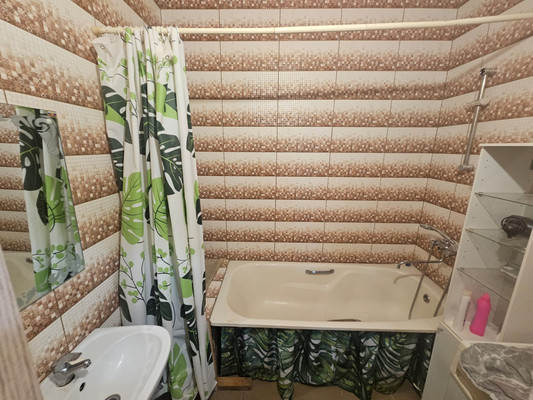 Продам двухкомнатную (2-комн.) квартиру, Орджоникидзе ул, 59ак2, Санкт-Петербург г