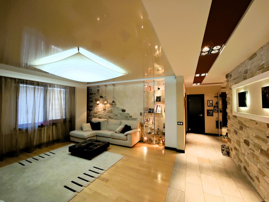 Продам трехкомнатную (3-комн.) квартиру, Хворостянского ул, 15, Новороссийск г