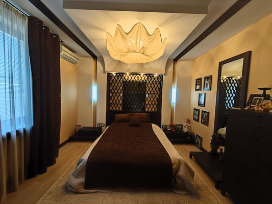 Продам трехкомнатную (3-комн.) квартиру, Хворостянского ул, 15, Новороссийск г