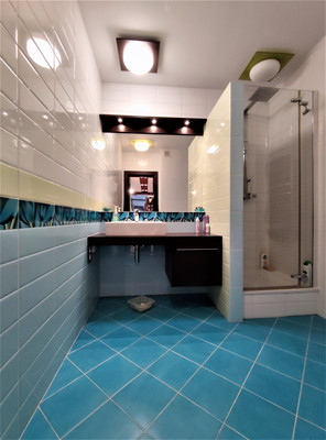 Продам трехкомнатную (3-комн.) квартиру, Хворостянского ул, 15, Новороссийск г