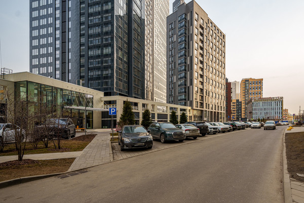 Продам трехкомнатную (3-комн.) квартиру, Шмитовский проезд, 39к5, Москва г