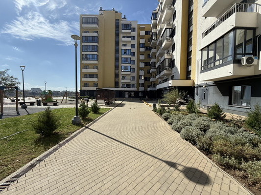 Продам однокомнатную (1-комн.) квартиру, Набережная ул, 17, Саки г