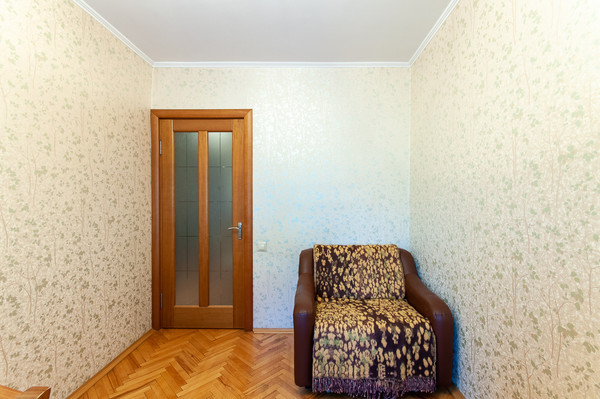 Продам трехкомнатную (3-комн.) квартиру, Ленинского Комсомола пр-кт, 24, Видное г