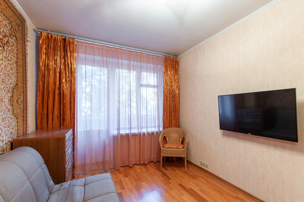 Продам трехкомнатную (3-комн.) квартиру, Ленинского Комсомола пр-кт, 24, Видное г