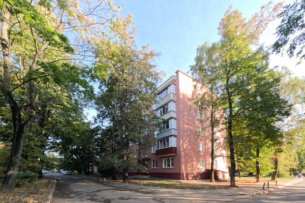 Продам трехкомнатную (3-комн.) квартиру, Ленинского Комсомола пр-кт, 24, Видное г