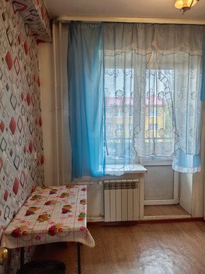 Продам трехкомнатную (3-комн.) квартиру, Маяковского ул, 109А, Черемхово г