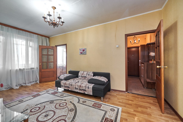 Продам трехкомнатную (3-комн.) квартиру, Звёздный б-р, 14, Москва г
