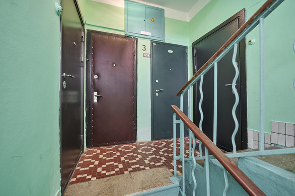 Продам трехкомнатную (3-комн.) квартиру, Звёздный б-р, 14, Москва г