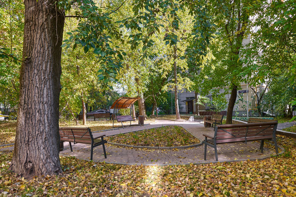 Продам трехкомнатную (3-комн.) квартиру, Звёздный б-р, 14, Москва г