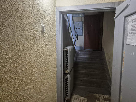 Продам комнату в 3-комн. квартире, Крупской ул, 4, Гатчина г