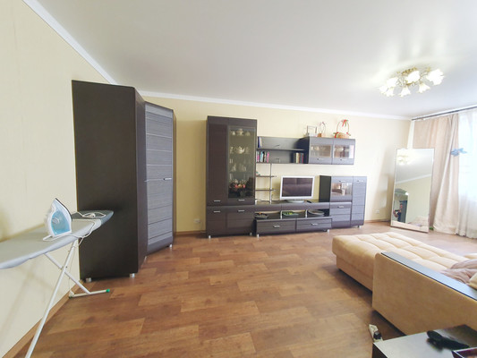 Сдам однокомнатную (1-комн.) квартиру, Лутова ул, 8, Липецк г