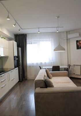 Продам многокомнатную квартиру, Мате Залки ул, 11А, Красноярск г