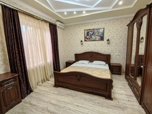 Продам однокомнатную (1-комн.) квартиру, Лазурная ул, 11, Витязево с