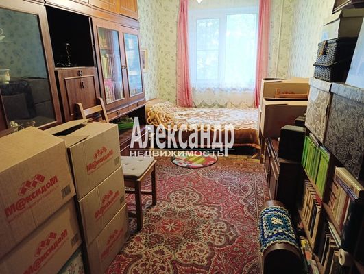 Продам трехкомнатную (3-комн.) квартиру, Маршала Тухачевского ул, 33, Санкт-Петербург г