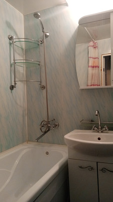 Продам трехкомнатную (3-комн.) квартиру, 3-я Гражданская ул, 4, Москва г