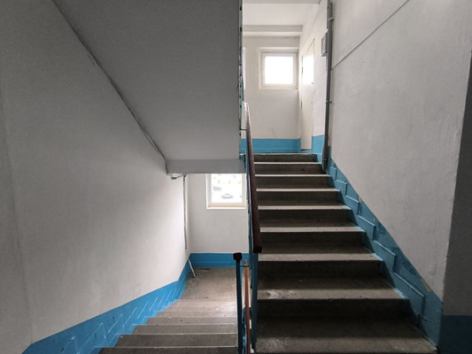 Продам трехкомнатную (3-комн.) квартиру, Маршала Жукова ул, 5, Симферополь г