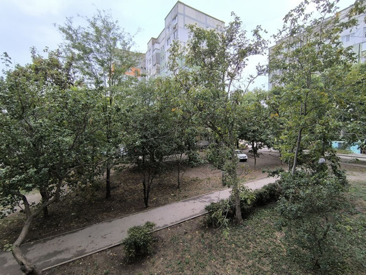 Продам трехкомнатную (3-комн.) квартиру, Маршала Жукова ул, 5, Симферополь г