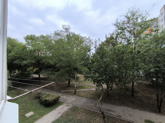 Продам трехкомнатную (3-комн.) квартиру, Маршала Жукова ул, 5, Симферополь г