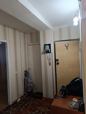 Продам двухкомнатную (2-комн.) квартиру, Заводской пер, 46, Симферополь г