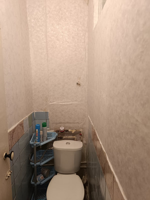 Продам двухкомнатную (2-комн.) квартиру, Заводской пер, 46, Симферополь г