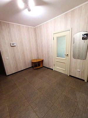 Продам однокомнатную (1-комн.) квартиру, О.Кошевого ул, 15, Калининград г