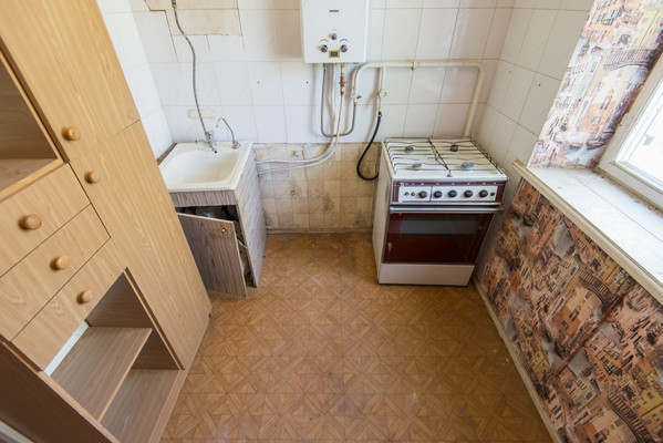 Продам двухкомнатную (2-комн.) квартиру, Оганова ул, 11а, Ростов-на-Дону г