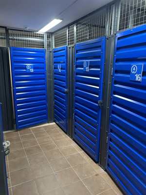 Продам торговое помещение 231,5 м2, Октябрьская ул, 30, Мурманск г