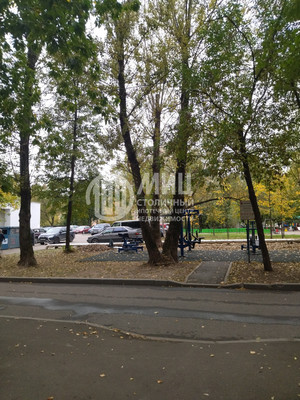 Продам трехкомнатную (3-комн.) квартиру, Молостовых ул, 14к1, Москва г