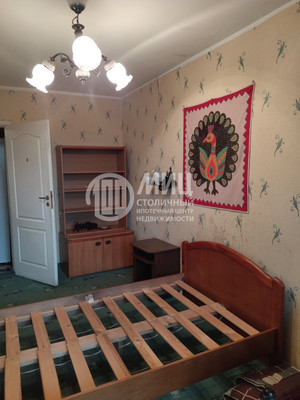 Продам трехкомнатную (3-комн.) квартиру, Молостовых ул, 14к1, Москва г