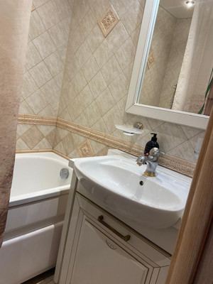 Продам двухкомнатную (2-комн.) квартиру, Мира пр-кт, 41, Волгодонск г