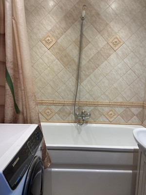 Продам двухкомнатную (2-комн.) квартиру, Мира пр-кт, 41, Волгодонск г