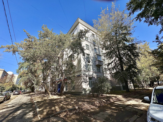 Продам многокомнатную квартиру, Полтавская ул, 18, Москва г