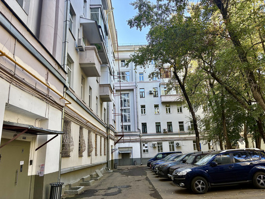 Продам многокомнатную квартиру, Полтавская ул, 18, Москва г