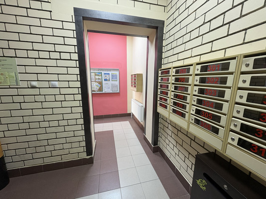 Продам однокомнатную (1-комн.) квартиру, Павлюхина ул, 99б, Казань г