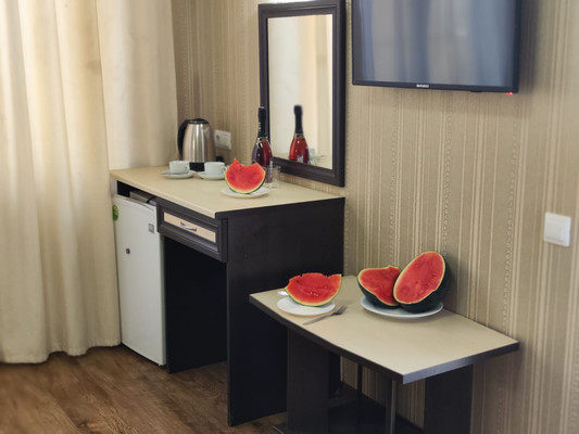 Продам однокомнатную (1-комн.) квартиру, Лазурная ул, 11, Витязево с