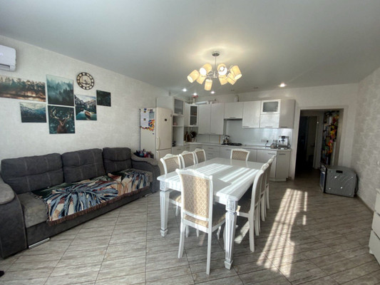 Продам трехкомнатную (3-комн.) квартиру, Ленинградская ул, 411, Анапа г