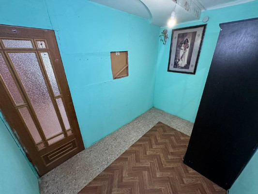 Продам однокомнатную (1-комн.) квартиру, Октябрьский пр-кт, 42к3, Комсомольск-на-Амуре г