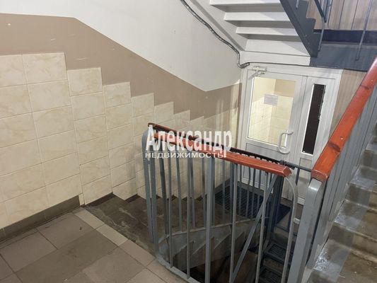 Продам однокомнатную (1-комн.) квартиру, Ленская ул, 6к3, Санкт-Петербург г