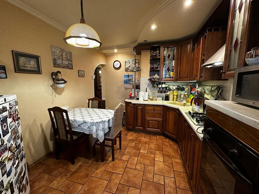 Продам трехкомнатную (3-комн.) квартиру, Подольская ул, 68, Северово д