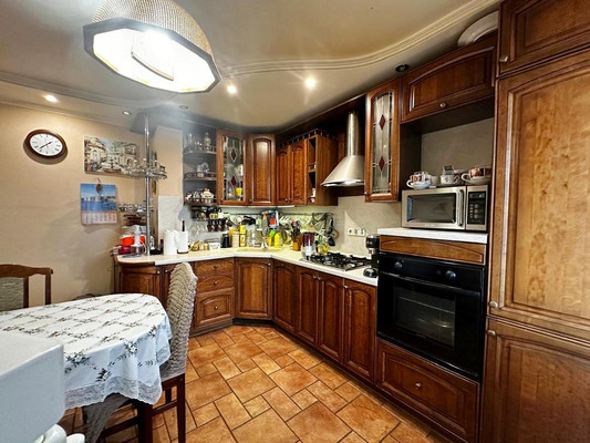 Продам трехкомнатную (3-комн.) квартиру, Подольская ул, 68, Северово д