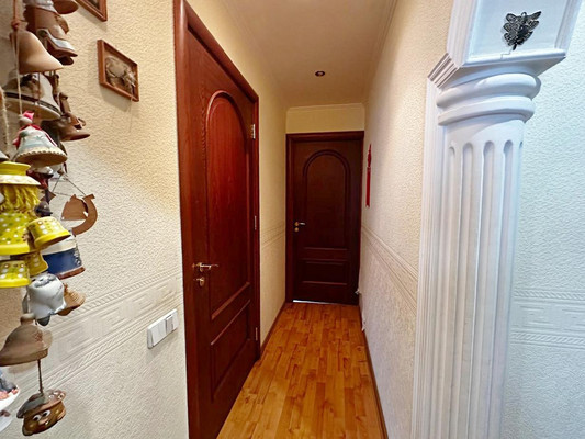 Продам трехкомнатную (3-комн.) квартиру, Подольская ул, 68, Северово д