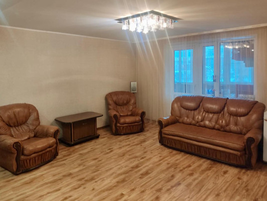 Продам трехкомнатную (3-комн.) квартиру, Дружбы ул, 21, Чехов г