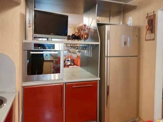 Продам трехкомнатную (3-комн.) квартиру, Дружбы ул, 21, Чехов г