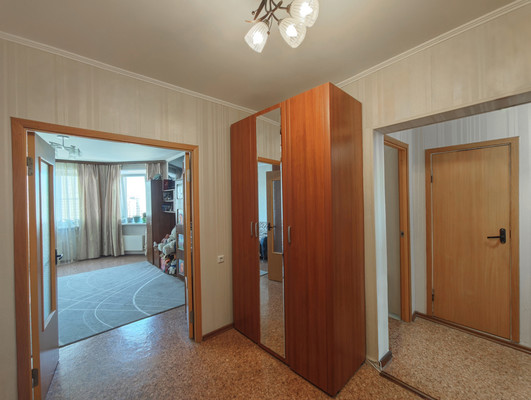 Продам двухкомнатную (2-комн.) квартиру, Земская ул, 1, Чехов г