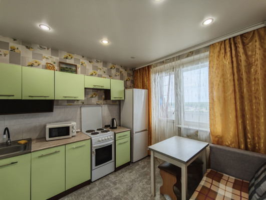 Продам однокомнатную (1-комн.) квартиру, Земская ул, 6, Чехов г
