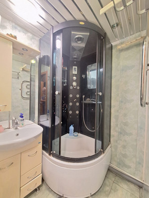 Продам однокомнатную (1-комн.) квартиру, Победы ул, 15, Чернецкое п/о