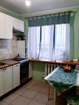 Продам двухкомнатную (2-комн.) квартиру, 6, Крюково д